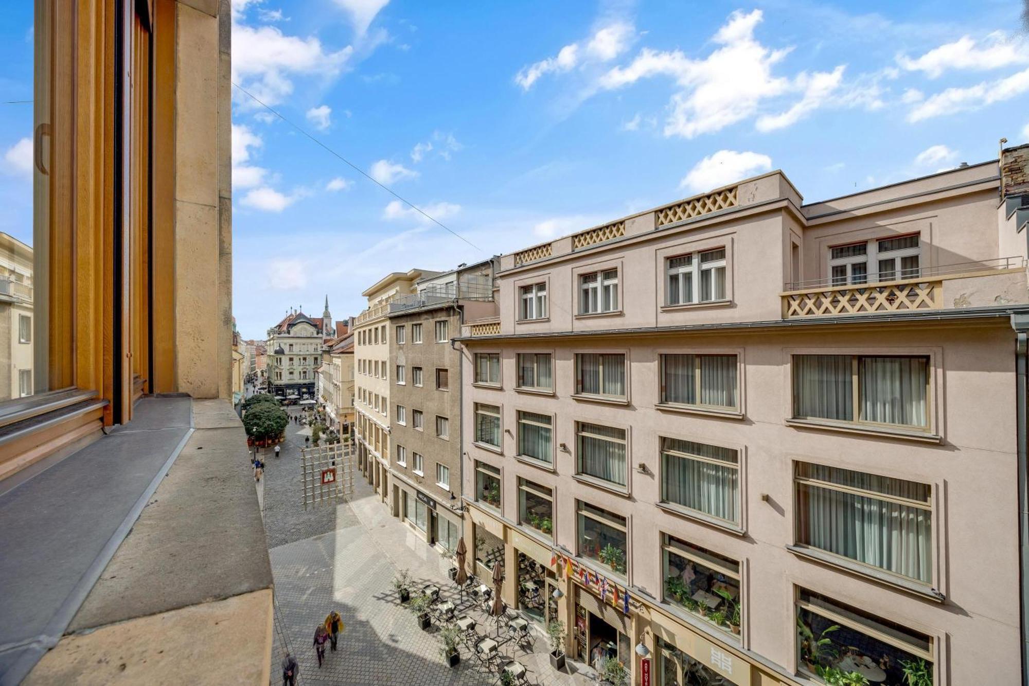 Revon Art-Deco Apartment Laurinska Bratislava Exterior photo